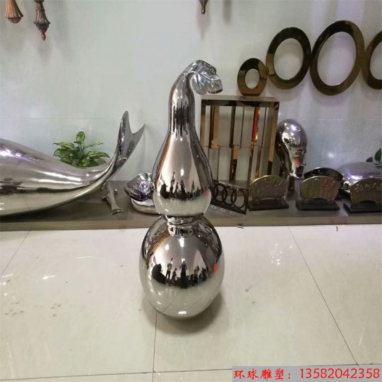 不銹鋼鏡面葫蘆雕塑