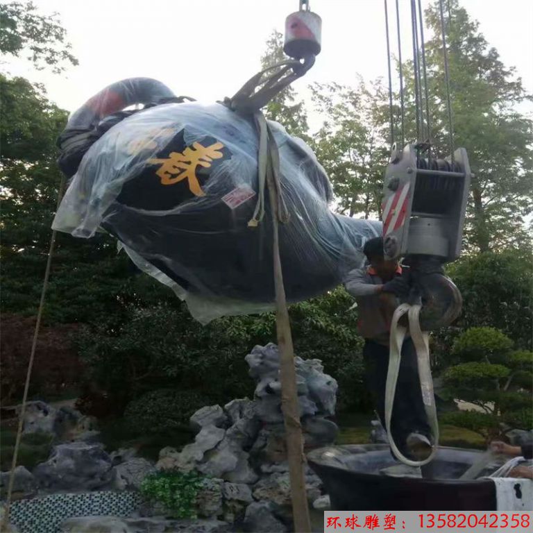 江蘇揚(yáng)州冶春茶社天壺雕塑案例5